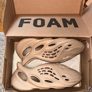 Yeezy foam runner! Still in great company checc out pictures for any questions